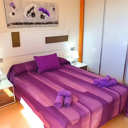 - Two Bedrooms Area Levante Lägenhet *
